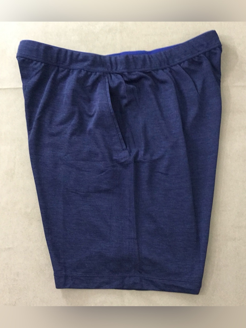 Uniqlo Men's Athletic Dark Blue Sweat Shorts 8” Size XXL - M209